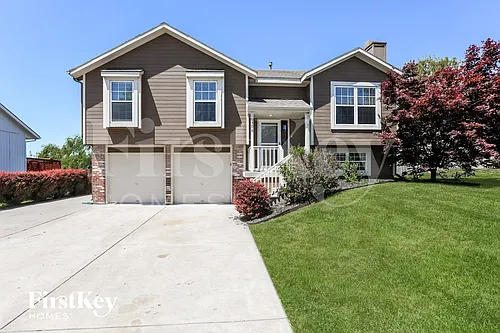 16306 Harris Ave Photo 1