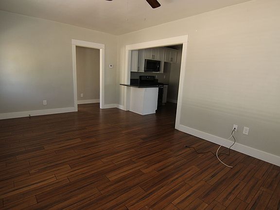 4th image of 5008 Palma Ave