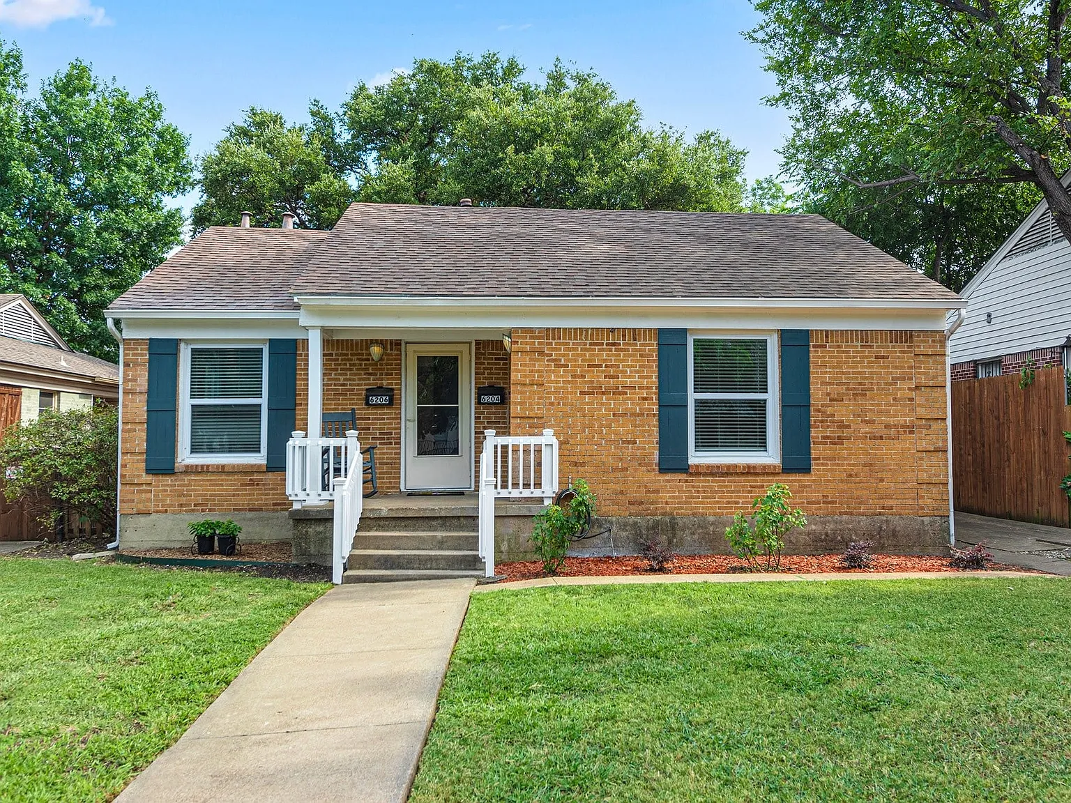 1 bed, 1.0 bath, 817 sqft, $1,725 — Photo 1