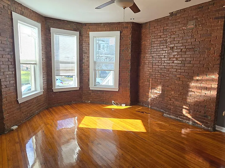 45 Elberon Pl — Photo 10