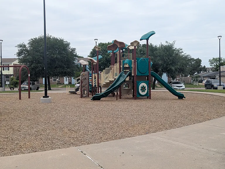 Crossings Apartments — Photo 21