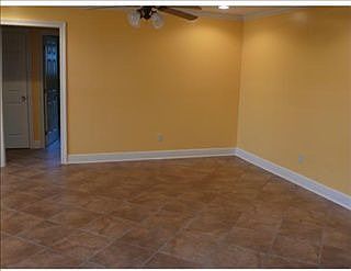 5th image of 2608 Creely Dr