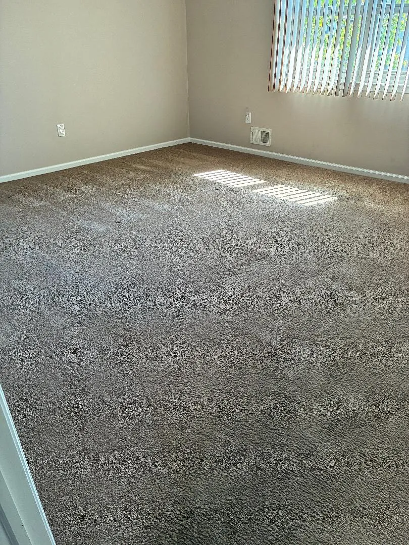 Building Photo - 76D Haven Dr #D