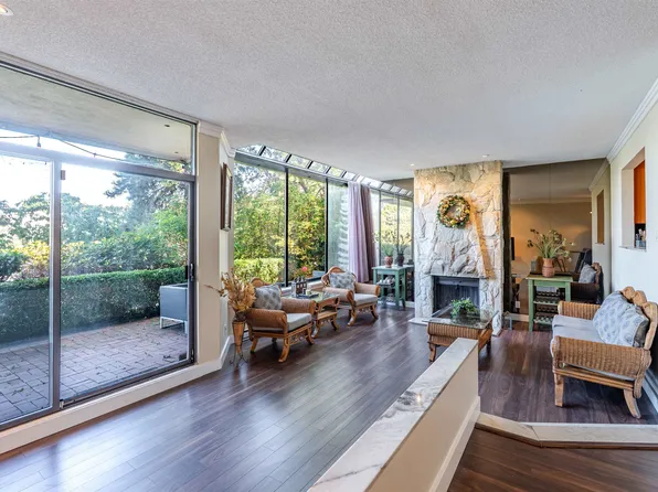 1200 Island Park Walk, Vancouver, BC V6H 3T4
