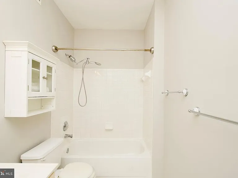 2324 Henshaw Pl #3 — Photo 20