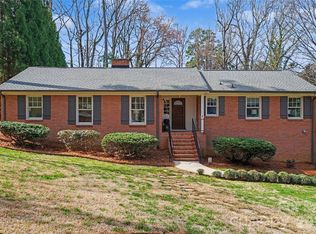 470 Livingston Dr, Charlotte, NC 28211