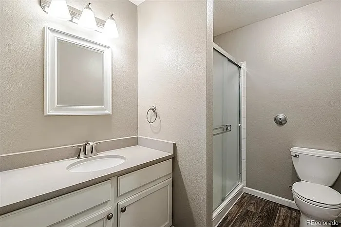 701 Canyon Dr #701 — Photo 2