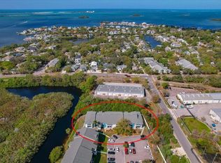 455 Alt 19 S APT 151, Palm Harbor, FL 34683