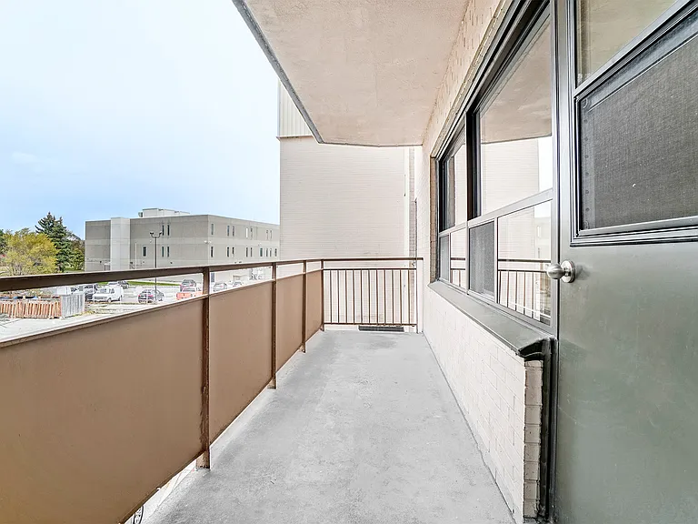 1155 Midland Ave — Photo 8