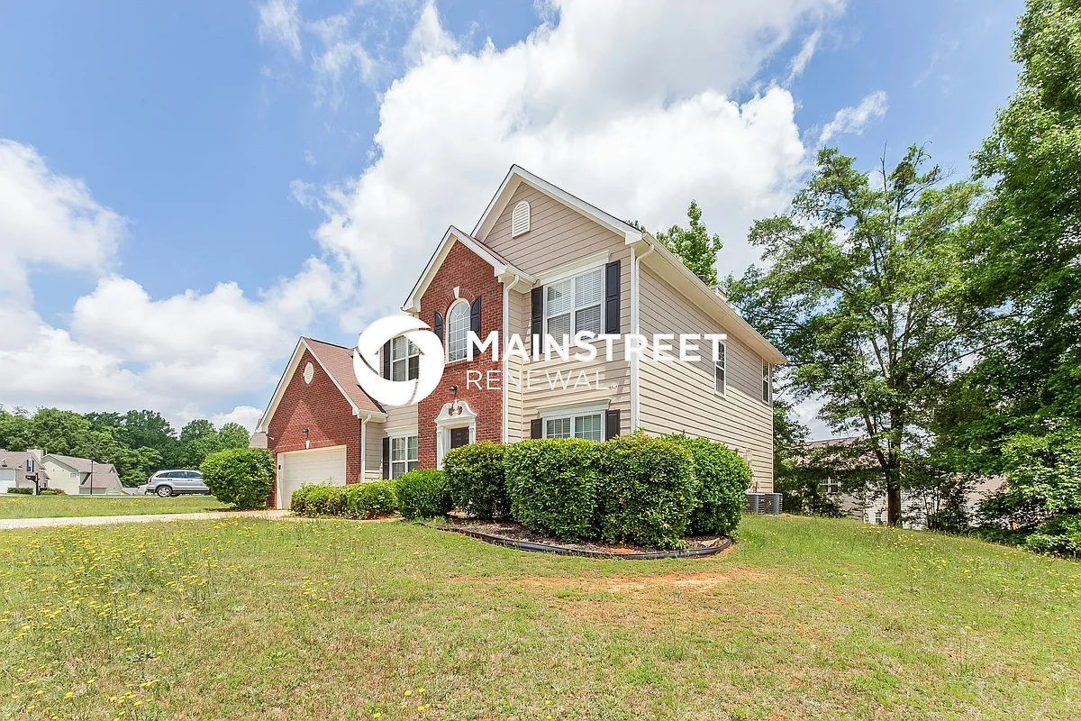 Front View - 410 Concord Cir