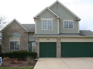 193 Cross St, Sugar Grove, IL 60554