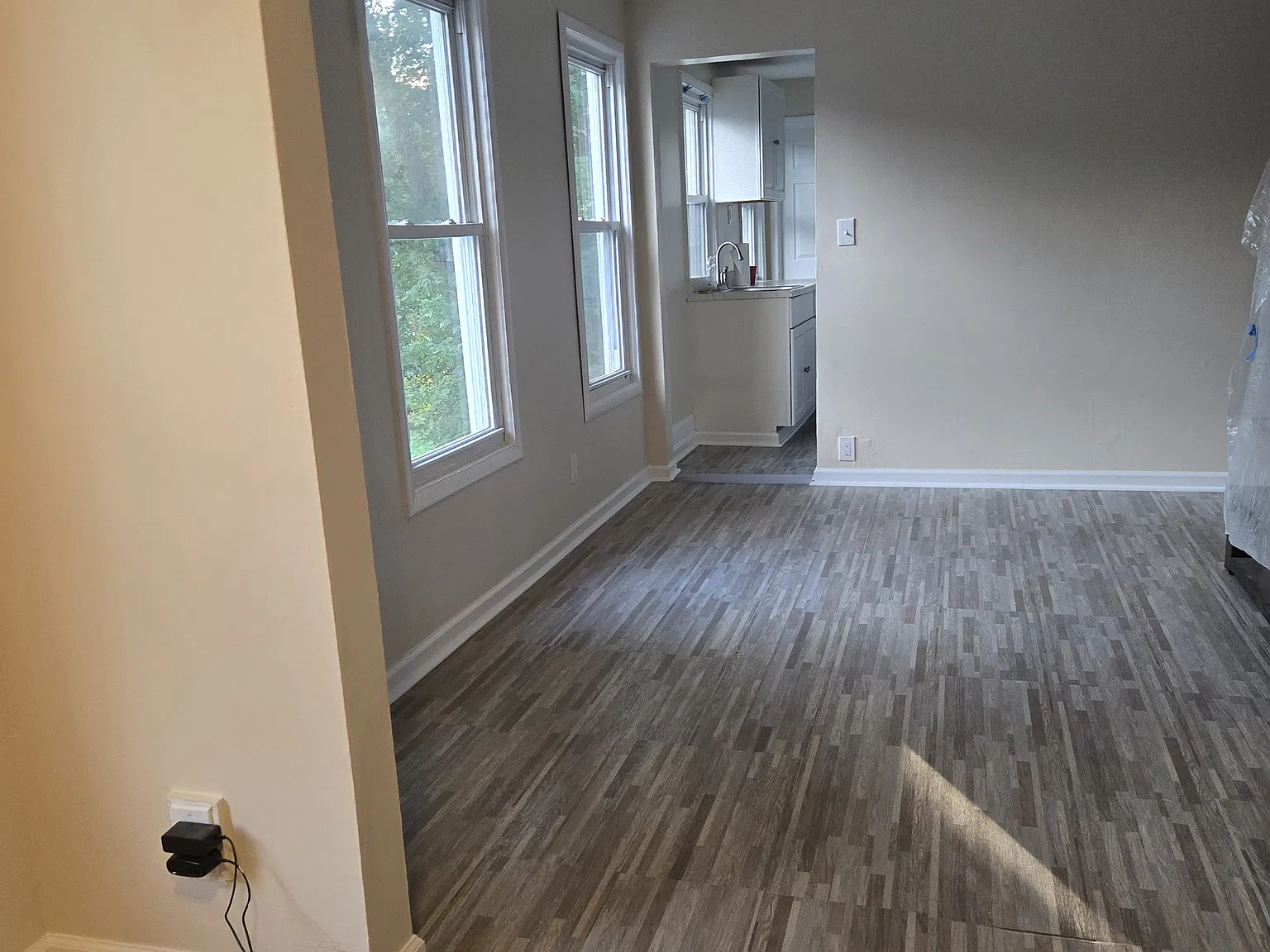 3 bed, 1107 sqft, $2,245 — Photo 1
