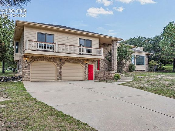 3rd image of 19975 Doewood Dr