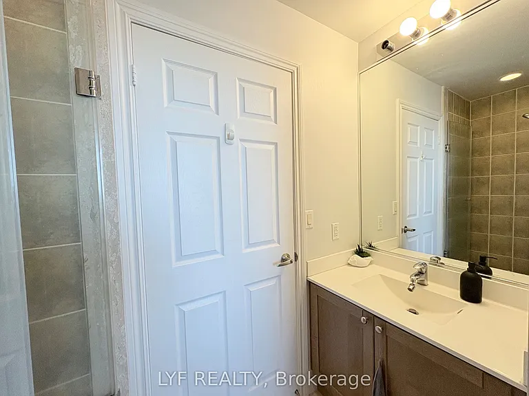 761 Bay St #3802 — Photo 27