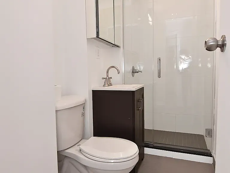 120 Ridge St #4B — Photo 10
