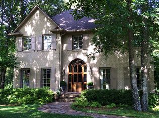 2527 Willowbrook Cir, Birmingham, AL 35242