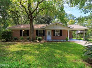 3400 Goldenrod Ave, Moss Point, MS 39562