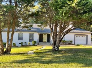 5469 Meadow Dr, Sumter, SC 29154