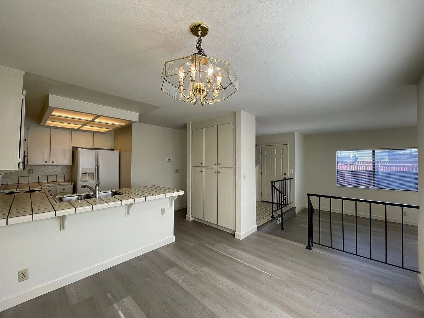 Must see to appreciate! North San Jose 4 bedroom 2.5 bathroom home — Photo 2
