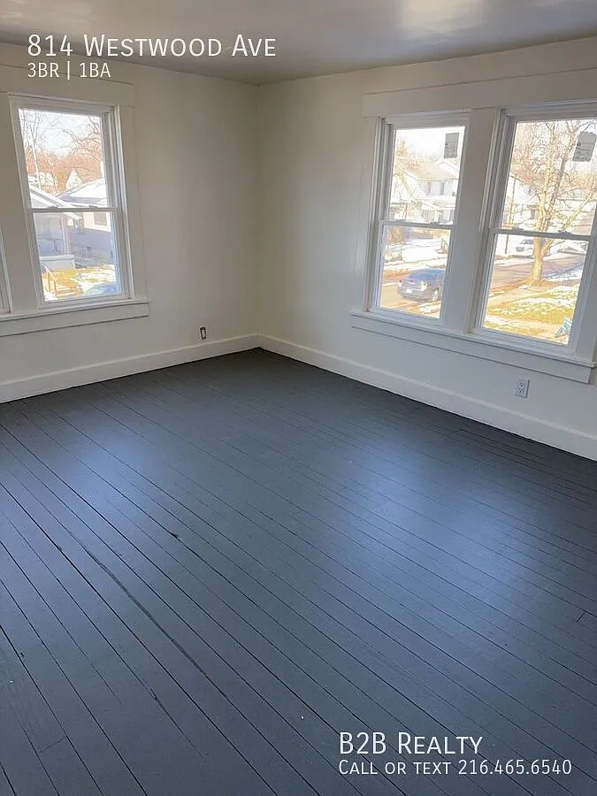Charming 3-Bedroom Property in Prime Location — Photo 4