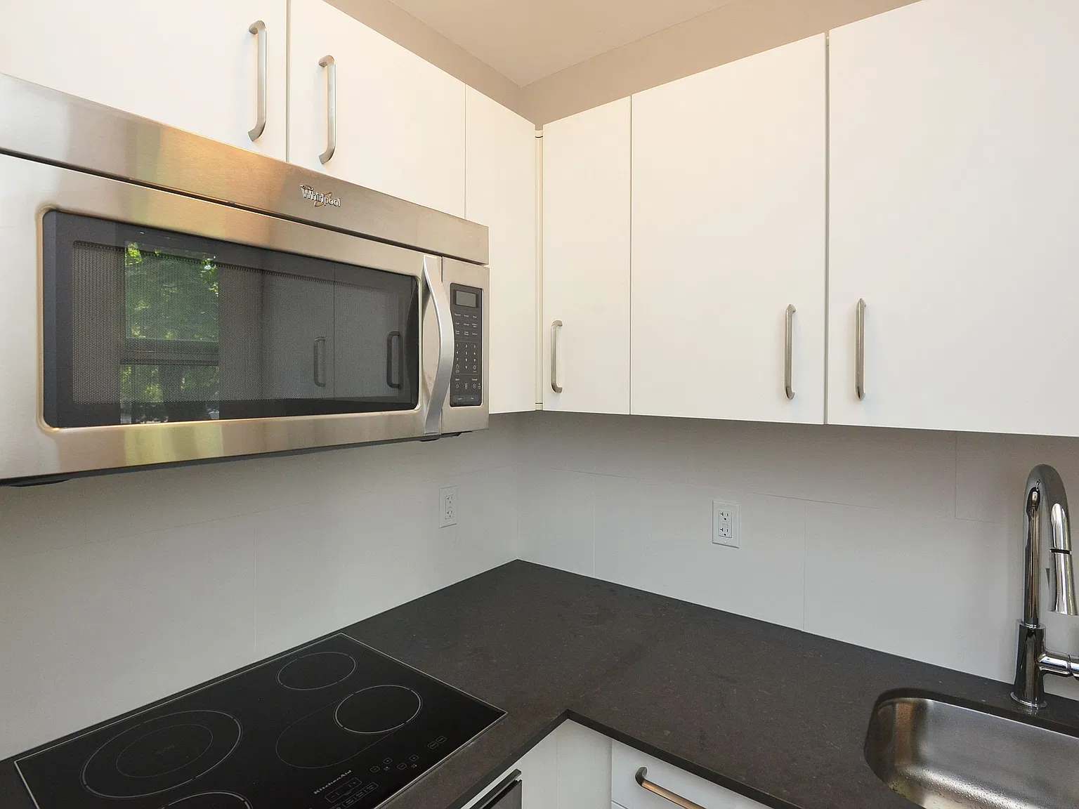 50 Gloucester Street — Photo 1