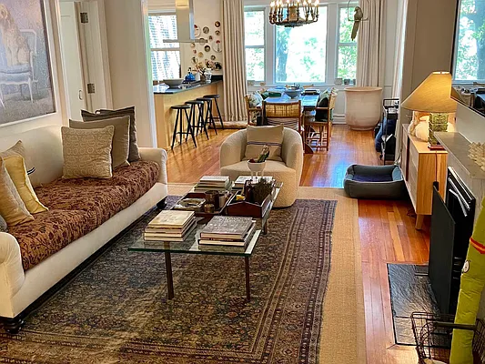 Rented by Nest Seekers International | media 1