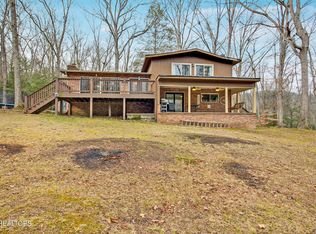 294 Old Harriman Hwy, Harriman, TN 37748