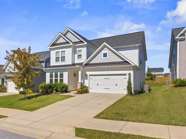 611 Delsey Ct, Greer, SC 29651