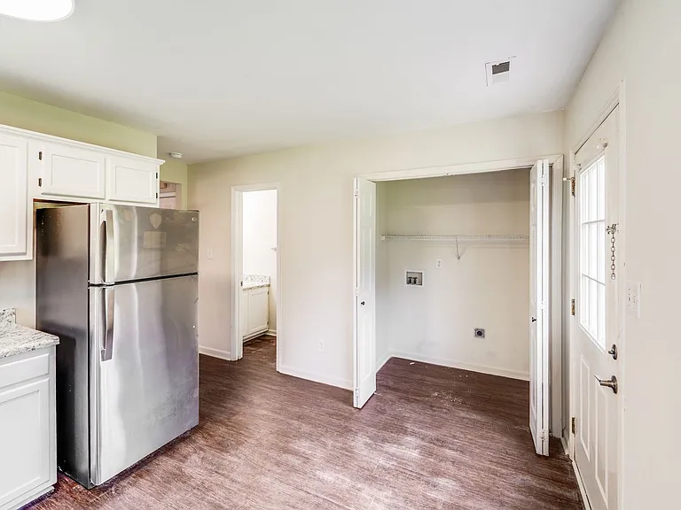 3425 Anson St #B — Photo 18