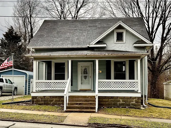 408 W Walnut St, Greencastle, IN 46135