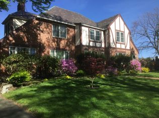 5 Evelyn Rd, Newton, MA 02468