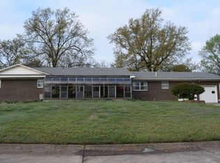 713 W Lakeshore Dr, Stillwater, OK 74075