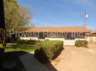 15721 Sago Rd, Apple Valley, CA 92307