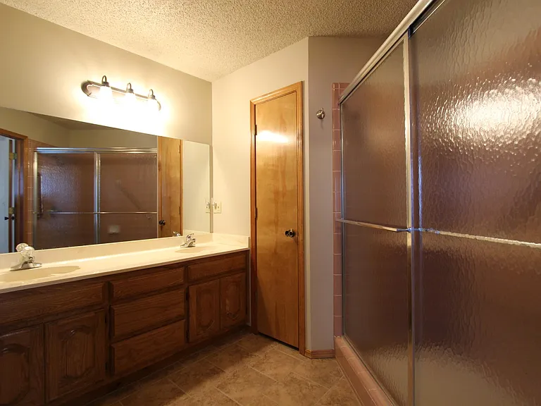 10035 S 94th Ave E — Photo 24