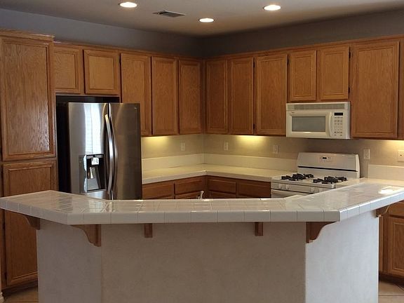 5th image of 43153 Caminata Dr