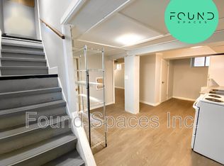 275 Kensington Ave N #2, Hamilton, ON L8L 7N8