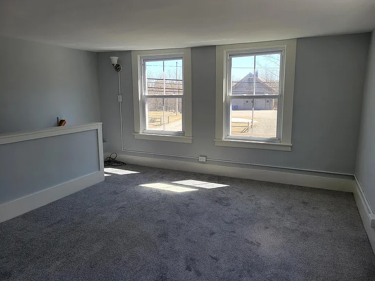 106 Emerson Ave #C — Photo 5