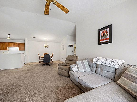 4th image of 2199 Teal Briar Ln APT 206