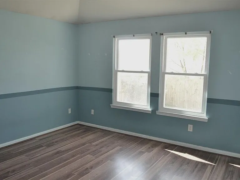14107 Running Bear Dr — Photo 31