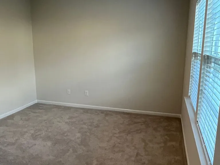 1037 Bunker Hill Rd — Photo 9