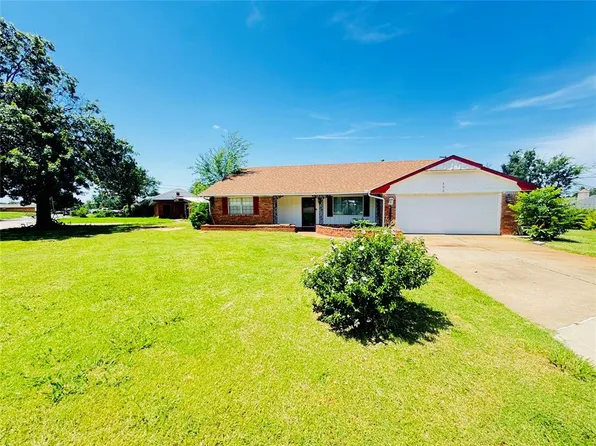 302 NE 60th St, Oklahoma City, OK 73105