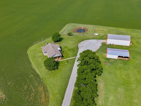389 S Anson Rd, Mayfield, KS 67103