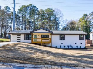 3932 Cherokee Trl, Suwanee, GA 30024