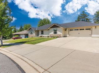 208 Kroner Dr, Grants Pass, OR