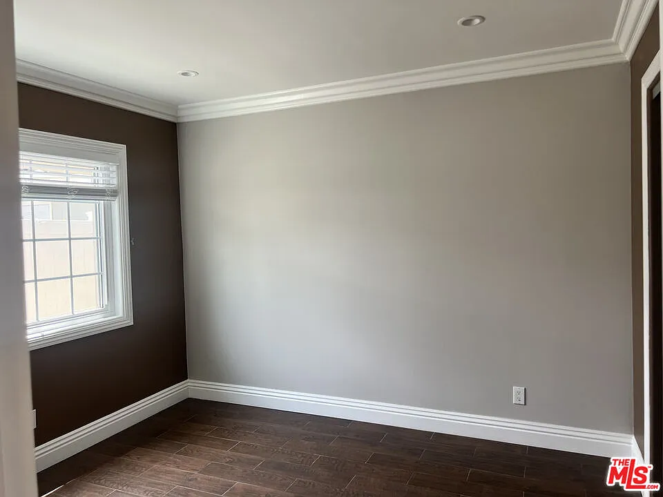 4 bed, 2.0 bath, 1350 sqft, $5,000 — Photo 3