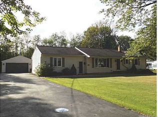 66 Bartlett Rd #SL18, East Aurora, NY 14052