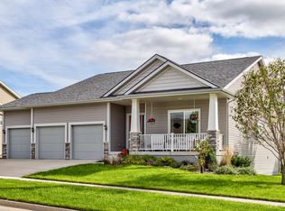 2822 York Dr, Ames, IA 50010