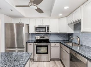 7950 E Camelback Rd UNIT 305, Scottsdale, AZ 85251