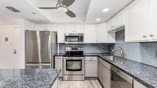7950 E Camelback Rd #305 Photo 1