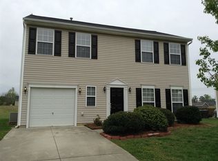 1257 Silverstone Ct, High Point, NC 27265
